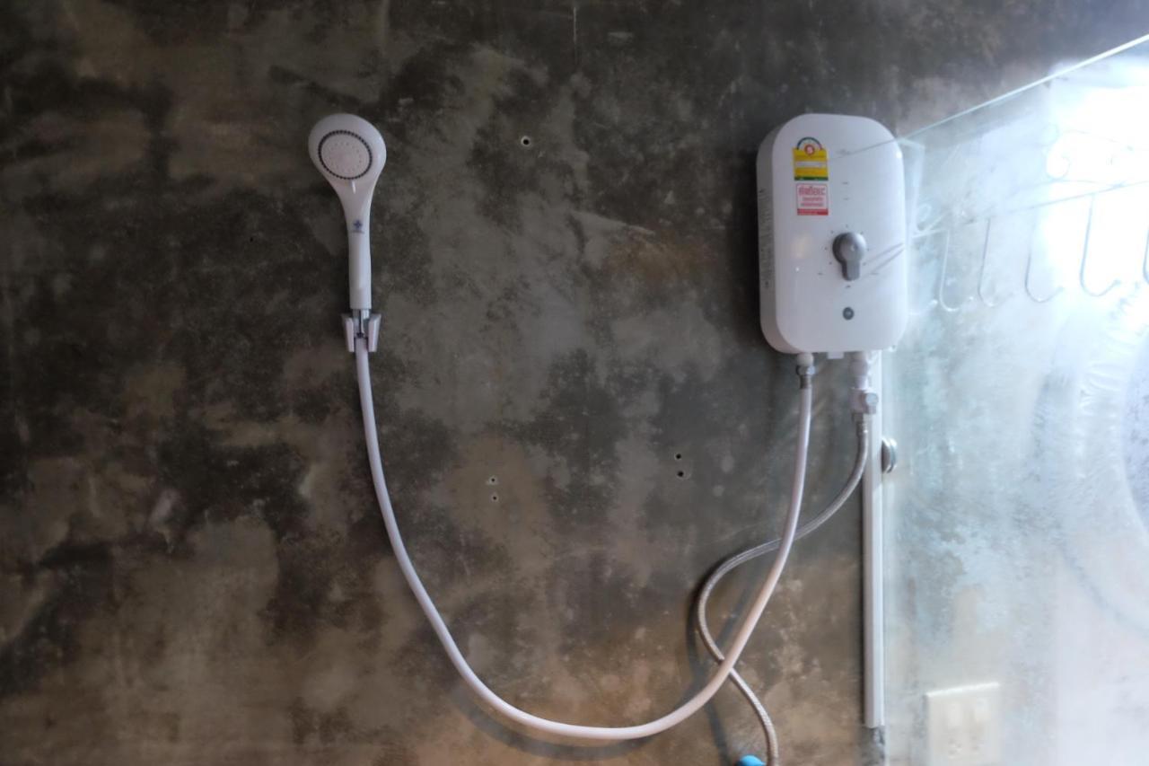 Florentino Hostel Rayong Dış mekan fotoğraf