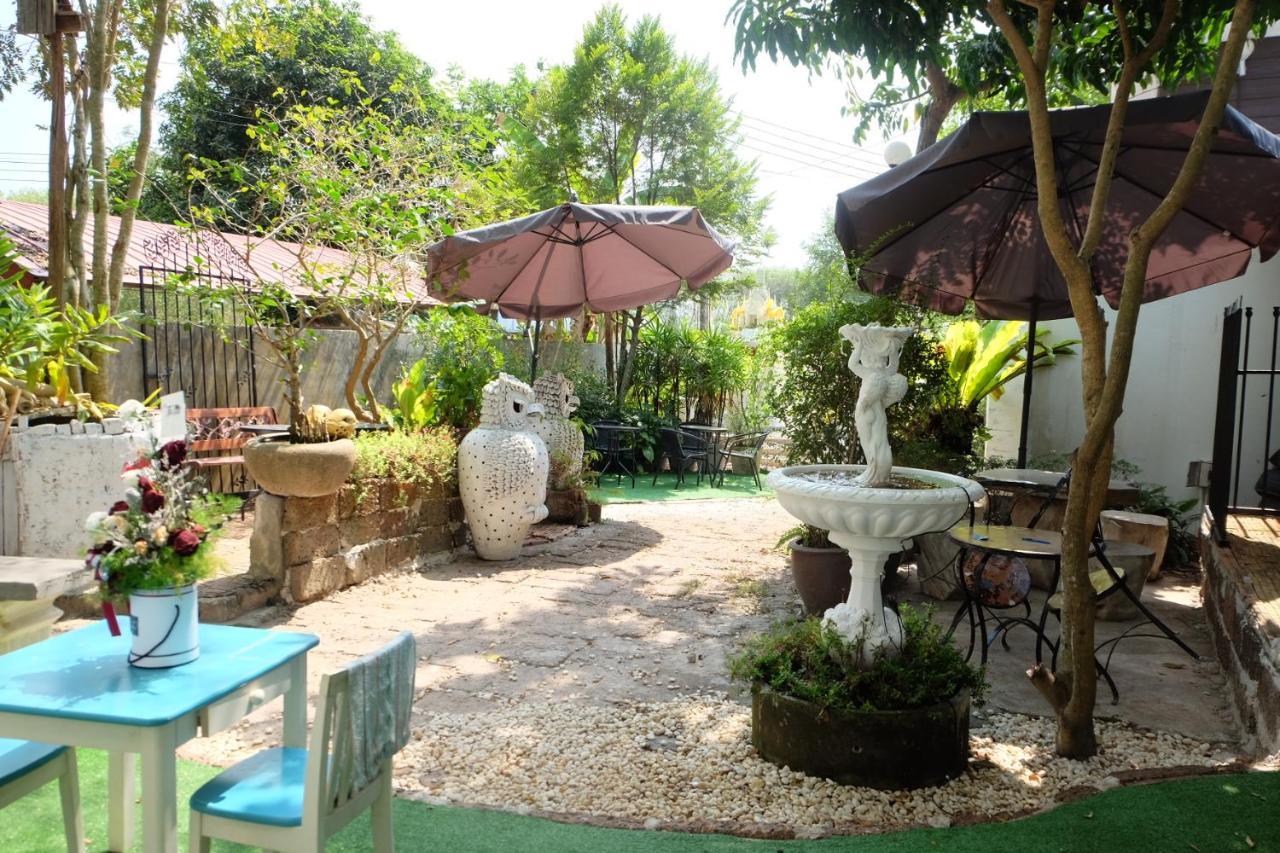 Florentino Hostel Rayong Dış mekan fotoğraf